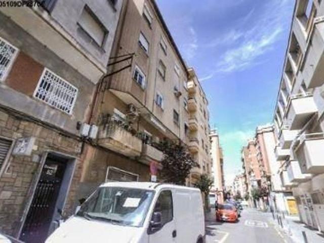 Piso en venta en Hospitalet de Llobregat, L´, de 55 m² 2 habitaciones por 146.000