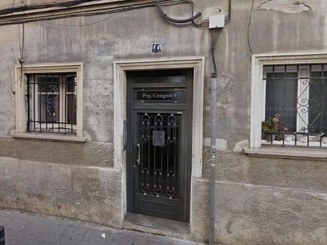 Piso en venta en Hospitalet de Llobregat, L´, de 48 m² 3 habitaciones por 130.900