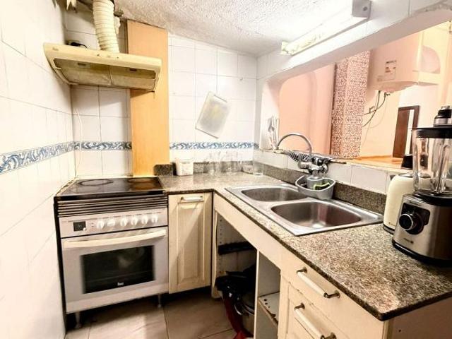 Piso en venta en Hospitalet de Llobregat, L´, de 55 m² 3 habitaciones por 165.000