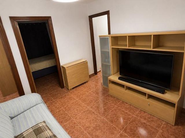 Piso en venta en Hospitalet de Llobregat, L´, de 55 m² 3 habitaciones por 225.000