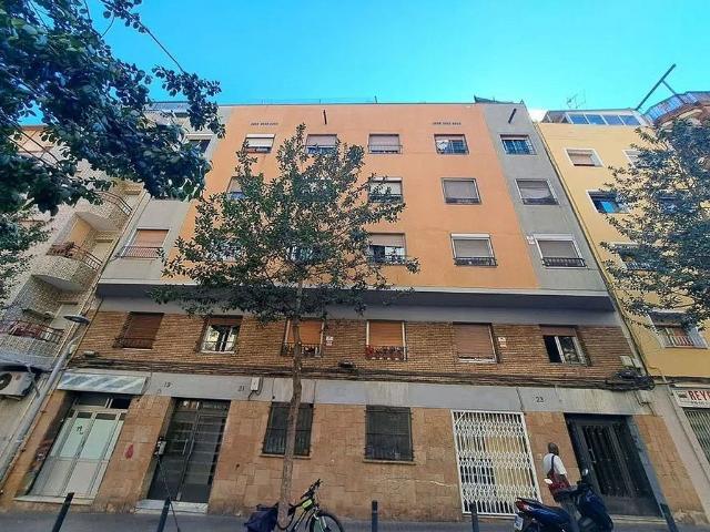 Piso en venta en Hospitalet de Llobregat, L´, de 58 m² 3 habitaciones por 126.500