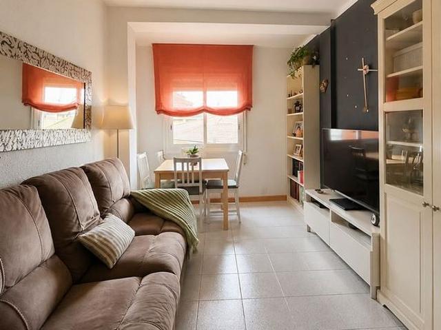 Piso en venta en Hospitalet de Llobregat, L´, de 58 m² 3 habitaciones por 200.000
