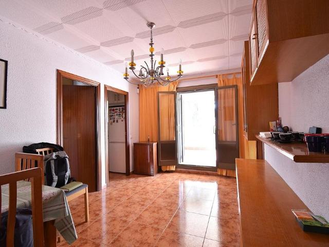 Piso en venta en Hospitalet de Llobregat, L´, de 65 m² 3 habitaciones por 230.000
