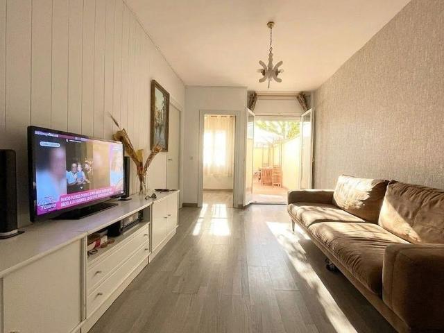 Piso en venta en Hospitalet de Llobregat, L´, de 65 m² 3 habitaciones por 259.000