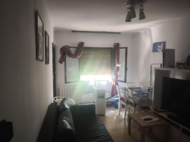 Piso en venta en Hospitalet de Llobregat, L´, de 69 m² 3 habitaciones por 190.000