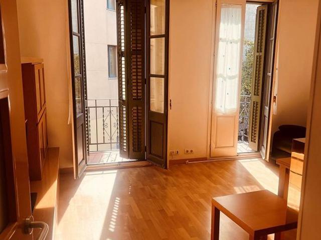 Piso en venta en Hospitalet de Llobregat, L´, de 70 m² 3 habitaciones por 290.000