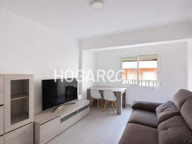 Piso en venta en Hospitalet de Llobregat, L´, de 72 m² 3 habitaciones por 210.000