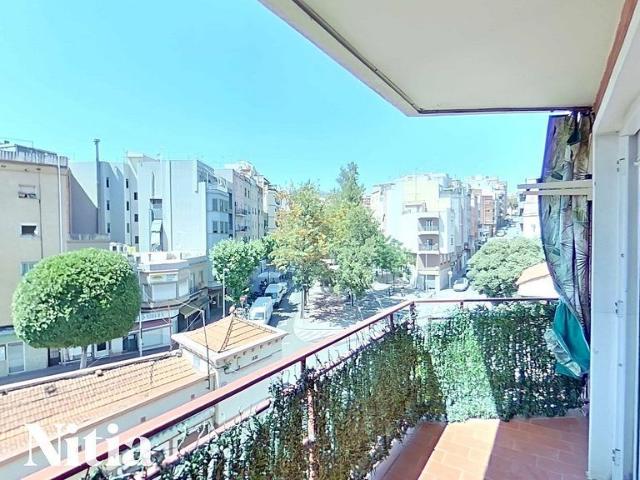 Piso en venta en Hospitalet de Llobregat, L´, de 73 m² 3 habitaciones por 175.000