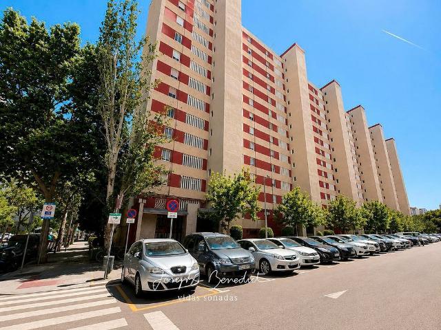 Piso en venta en Hospitalet de Llobregat, L´, de 76 m² 3 habitaciones por 253.000
