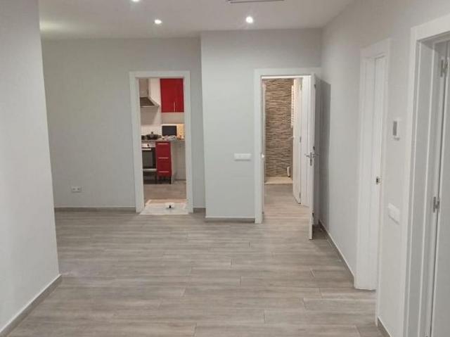 Piso en venta en Hospitalet de Llobregat, L´, de 90 m² 3 habitaciones por 235.000