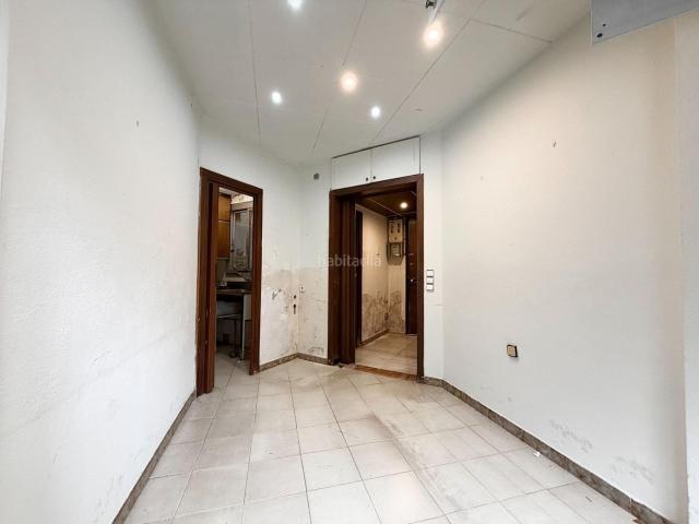 Piso en venta en Hospitalet de Llobregat L´, La Florida. Piso en venta Oportunidad a reformar. Pisos Hospitalet de Llobregat.