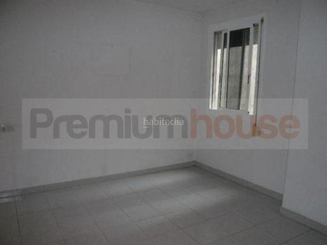 Piso en venta en Hospitalet de Llobregat L´, La Torrassa. Piso en venta en La Florida Barcelona. Pisos Hospitalet de Llobregat.