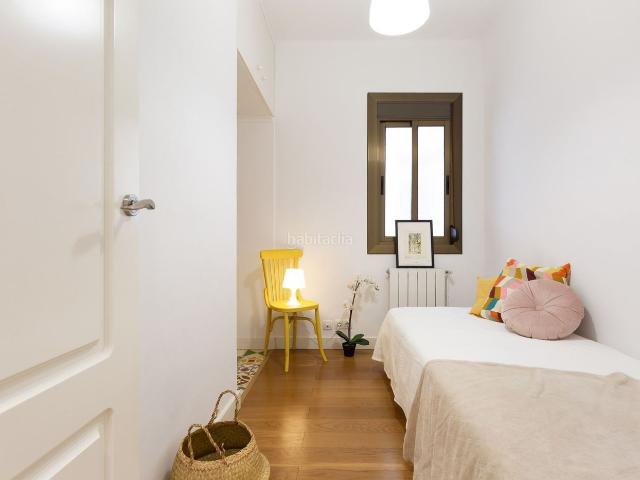 Piso en venta en Hospitalet de Llobregat L´, La Torrassa. PISO EN VENTA SANTIAGO APÓSTOL HOSPITALET. Pisos Hospitalet de Llobregat.