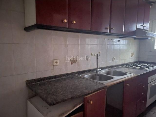 Piso en venta en Hospitalet de Llobregat L´, La Torrassa. PISO EN HOSPITALET DE LLOBREGAT FINANCIACION BANCARIA HASTA EL 100. Pisos Hospitalet de Llobregat.