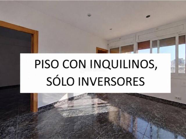 Piso en venta en Hospitalet de Llobregat L´, Les Planes. Piso ALQUILADO en venta en calle Teide. Pisos Hospitalet de Llobregat.