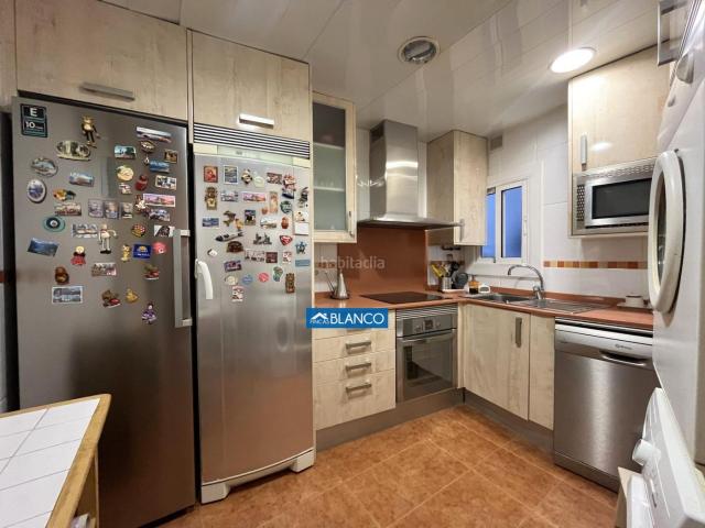 Piso en venta en Hospitalet de Llobregat L´, Les Planes. PISO REFORMADO, LUMINOSO Y LISTO PARA ENTRAR A VIVIR!. Pisos Hospitalet de Llobregat.