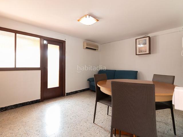 Piso en venta en Hospitalet de Llobregat L´, Sant Josep. Exterior y luminoso piso. Pisos Hospitalet de Llobregat.