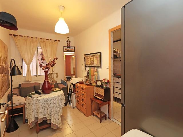 Piso en venta en Hospitalet de Llobregat L´, Santa Eulàlia. PISO DE 3 HABITACIONES Y 1 BAÑO EN Pasaje JANSANA DE, L'HOSPITALET DE LLOBREGAT, Barcelona, Catalunya, España. Pisos Hospitalet de.