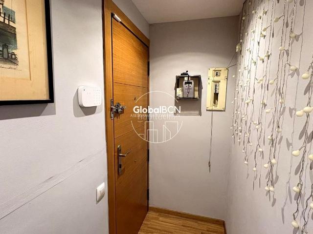 Piso en venta en Hospitalet de Llobregat L´, Santa Eulàlia. Confort y luminosidad en una excelente ubicación. Pisos Hospitalet de Llobregat.