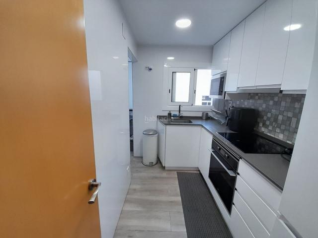 Piso en venta en Hospitalet de Llobregat L´, Pubilla Cases. ¡Ideal para entrar a vivir! Piso reformado con ascensor en Pubilla Casas. Pisos Hospitalet de Llobregat.