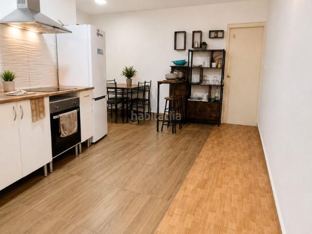 Piso en venta en Hospitalet de Llobregat L´, Pubilla Cases. Piso en venta en Calle Amapolas!. Pisos Hospitalet de Llobregat.