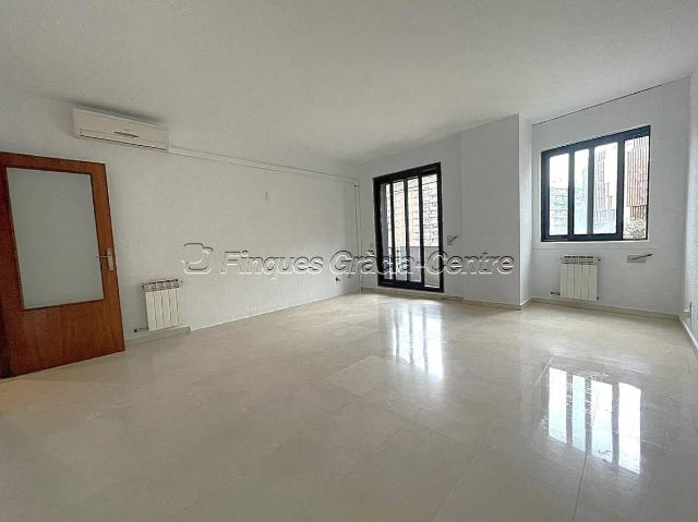Piso en Venta en Hostafrancs
