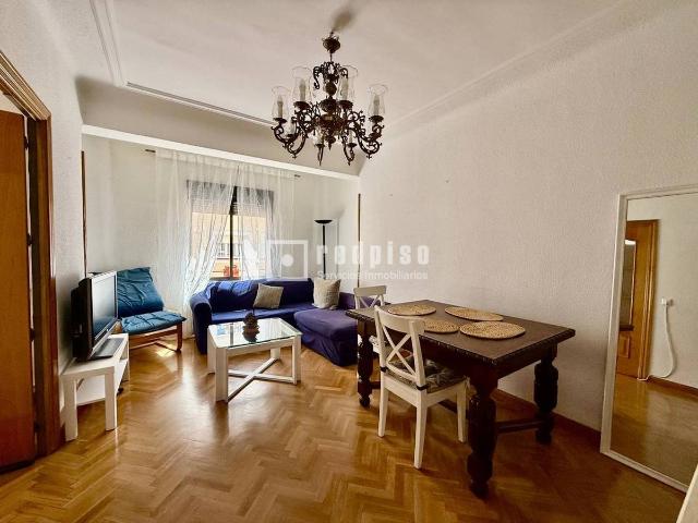 Piso en Venta en Ibiza de Madrid