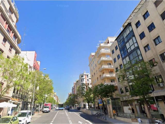 Piso en Venta en Ibiza de Madrid