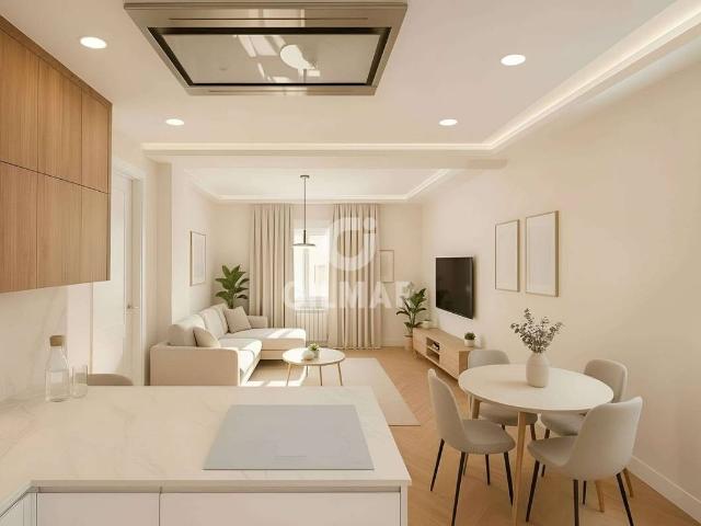 Piso en Venta en Ibiza de Madrid