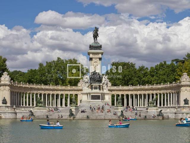 Piso en Venta en Ibiza de Madrid
