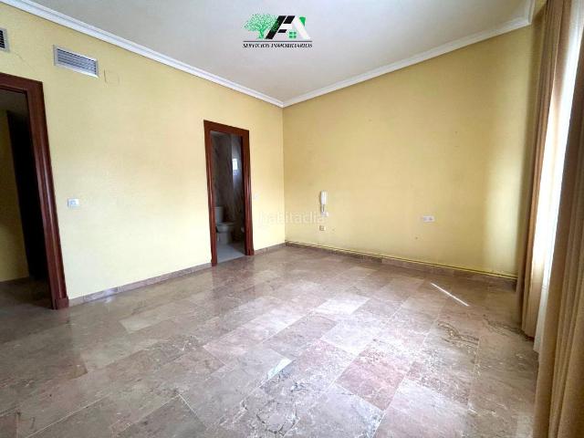 Piso en venta en Ibros. Piso en venta en Avenida Joaquín Padilla, Ibros. Pisos.