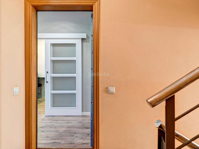 Piso en venta en Igualada, Centre. Exclusiu habitatge amb encant industrial i box privat al centre dIgualada. Pisos.