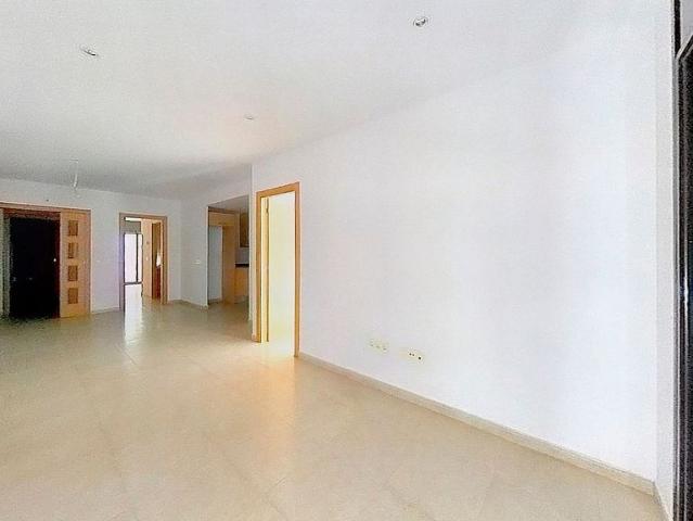 Piso en venta en Igualada, de 87 m² 3 habitaciones por 240.000