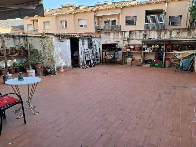 Piso en venta en Igualada, de 94 m² 4 habitaciones por 230.000