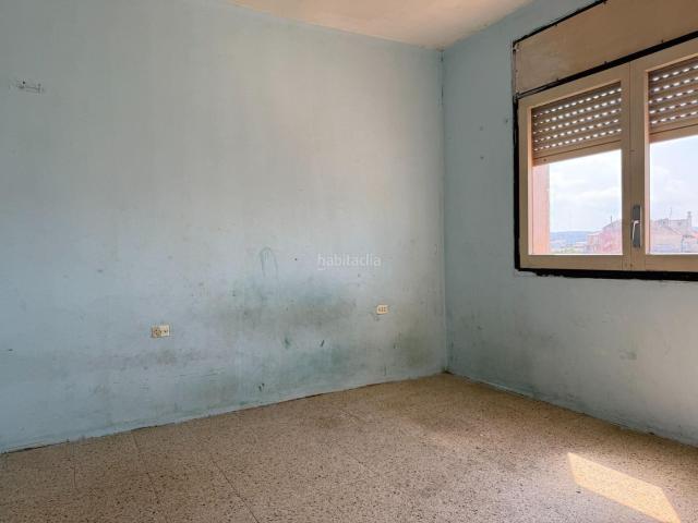 Piso en venta en Igualada, Poble Sec. Pis en magnífiques vistes per reformar a Igualada. Pisos.