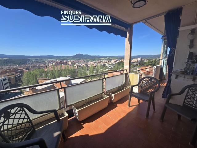 Piso en venta en Igualada, Poble Sec. PIS EN VENDA A IGUALADA POBLE SEC Edifici amb ASCENSOR. Pisos.