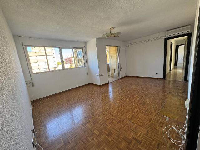 Piso en Venta en Infante Juan Manuel
