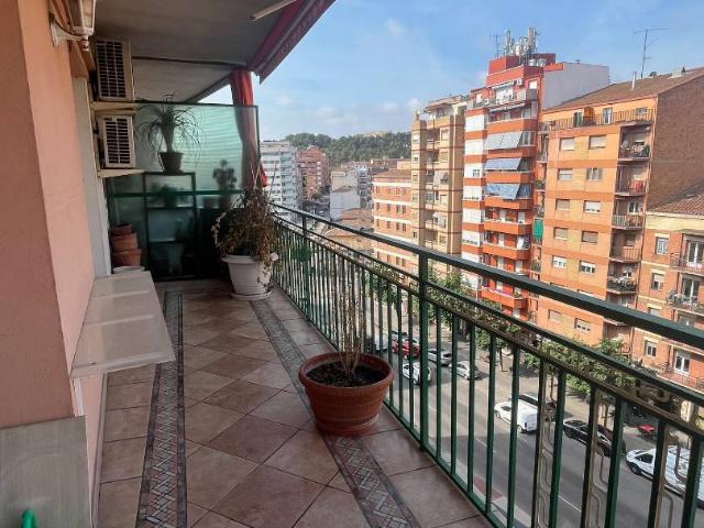 Piso en Venta en Instituts Universitat