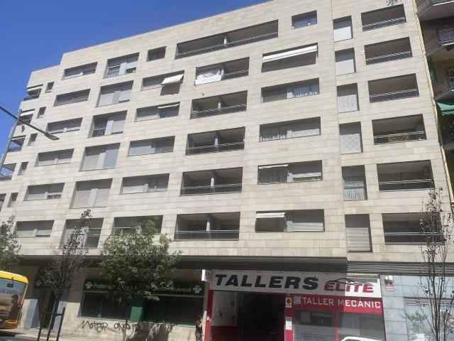 Piso en Venta en Instituts Universitat