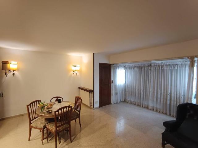 Piso en Venta en Instituts Universitat