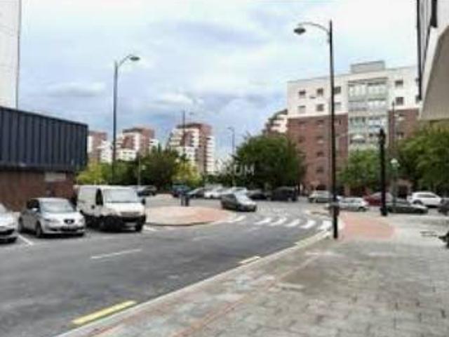 Piso en Venta en Iralabarri