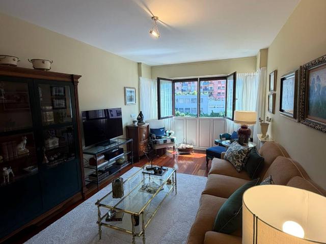Piso en Venta en Iralabarri