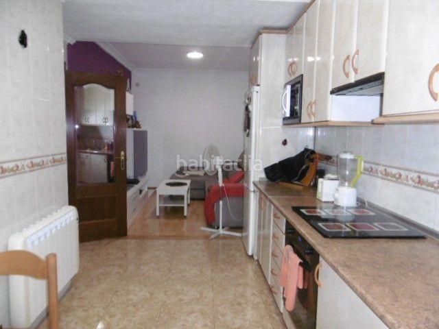 Piso en venta en Irun, Centro Mendibil Santiago. VENTA DE PISO EN BARRIO SANTIAGO SOLO INVERSORES. Pisos.