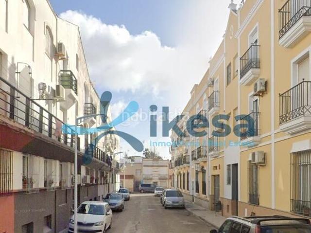 Piso en venta en Isla Cristina. Venta de vivienda en Isla Cristina, Huelva. Activo inmobiliario SIN POSESIÓN, NO VISITABLE. Pisos Isla.