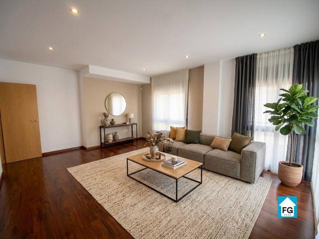 Piso en Venta en Juan Carlos I
