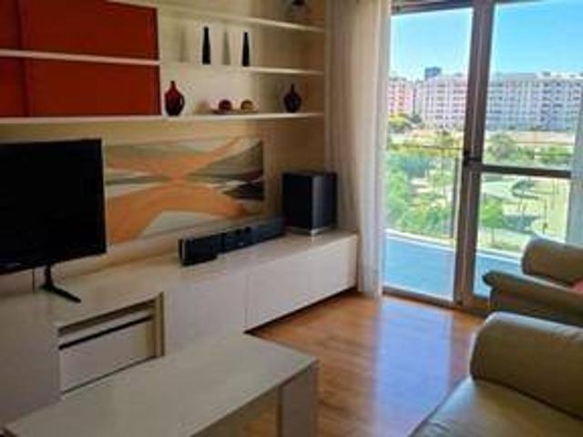 Piso en Venta en Juan Carlos I