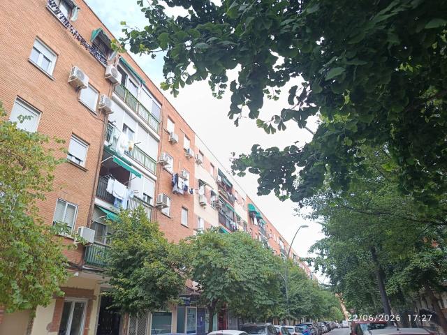 Piso en venta en Juan de la Cierva 28903