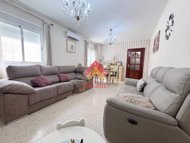 Piso en Venta en Juzgados La Feria