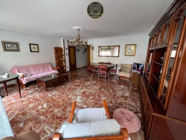 Piso en venta en Jaén, Centro