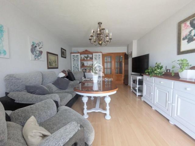 Piso en venta en Jaén, Avda. Granada